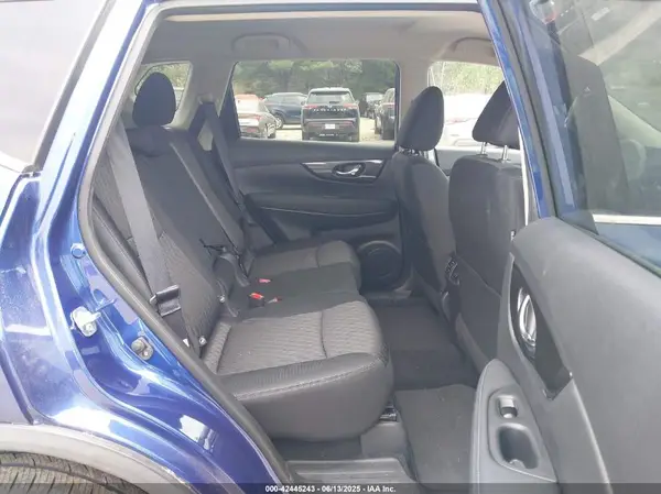 KNMAT2MV3JP606141 2018 NISSAN ROGUE - Image 8