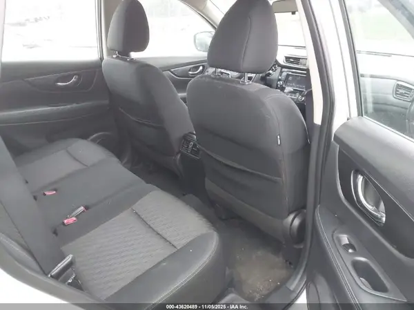 KNMAT2MV3JP606253 2018 NISSAN ROGUE - Image 8