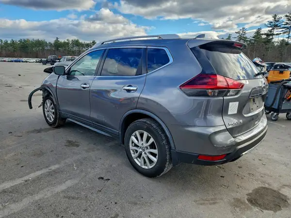 KNMAT2MV3JP608861 2018 NISSAN ROGUE - Image 2