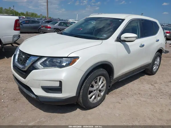KNMAT2MV3JP612490 2018 NISSAN ROGUE - Image 2