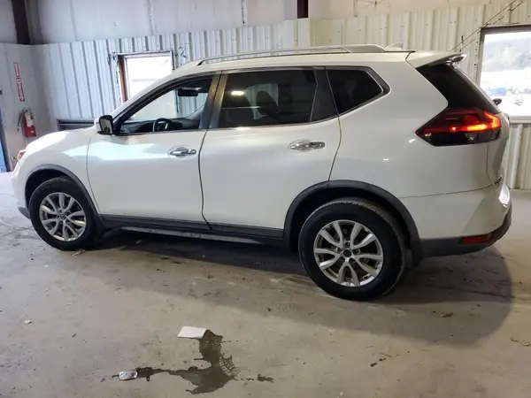 KNMAT2MV3JP618564 2018 NISSAN ROGUE - Image 2