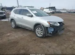 KNMAT2MV3JP618774 2018 NISSAN ROGUE