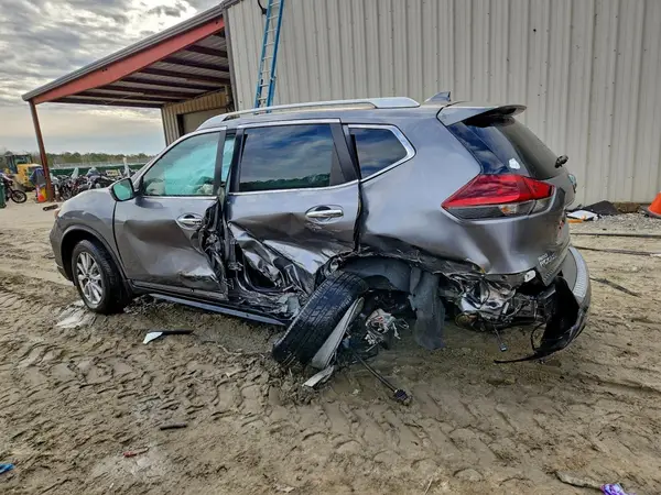 KNMAT2MV3JP619620 2018 NISSAN ROGUE - Image 2