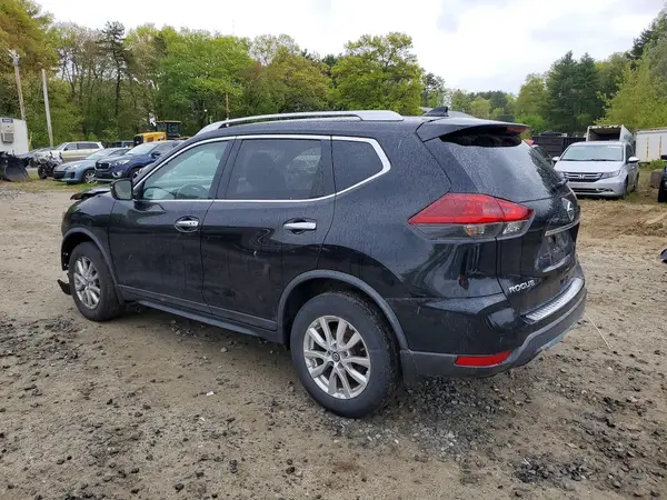KNMAT2MV3JP622467 2018 NISSAN ROGUE - Image 2
