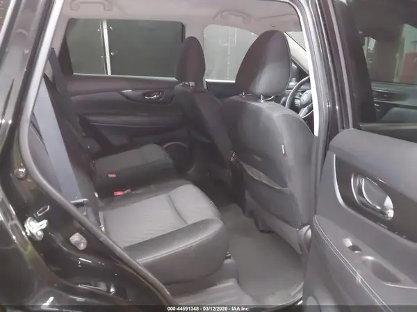 KNMAT2MV3KP519373 2019 NISSAN ROGUE - Image 8