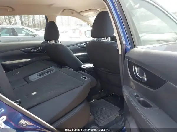 KNMAT2MV3KP527859 2019 NISSAN ROGUE - Image 8
