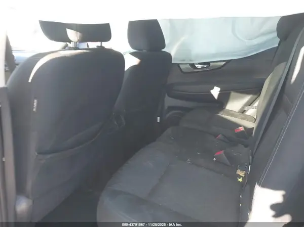 KNMAT2MV3KP550994 2019 NISSAN ROGUE - Image 8