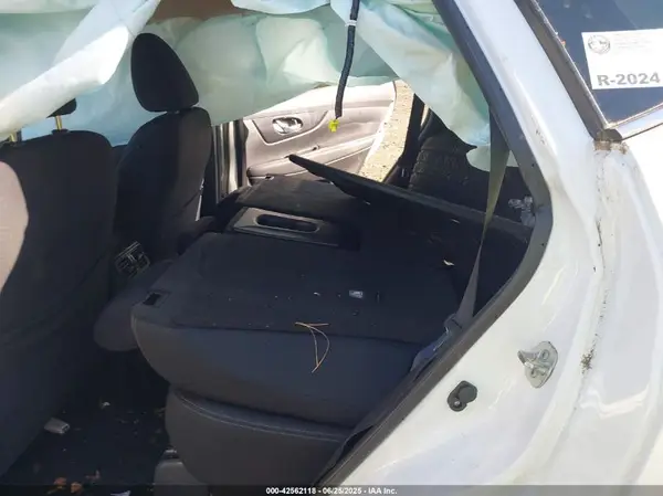KNMAT2MV3KP556701 2019 NISSAN ROGUE - Image 8