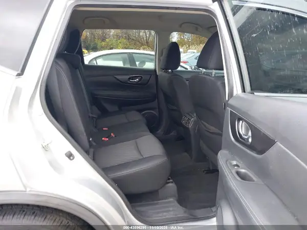 KNMAT2MV3LP501084 2020 NISSAN ROGUE - Image 8