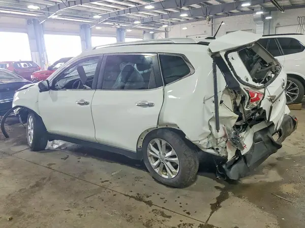 KNMAT2MV4GP594932 2016 NISSAN ROGUE - Image 2