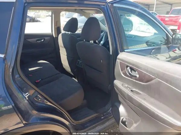KNMAT2MV4GP606108 2016 NISSAN ROGUE - Image 8