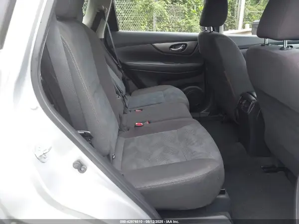 KNMAT2MV4GP610045 2016 NISSAN ROGUE - Image 8