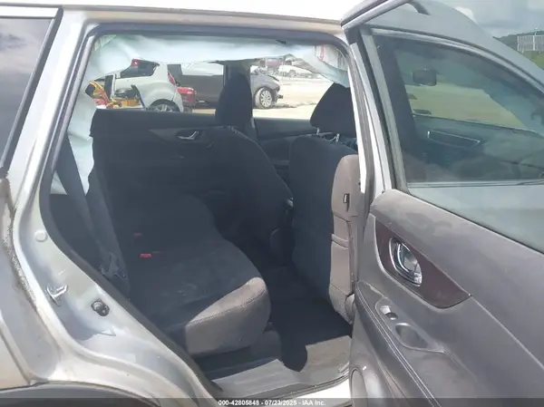 KNMAT2MV4GP614760 2016 NISSAN ROGUE - Image 8