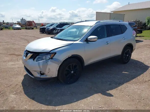 KNMAT2MV4GP615097 2016 NISSAN ROGUE - Image 2