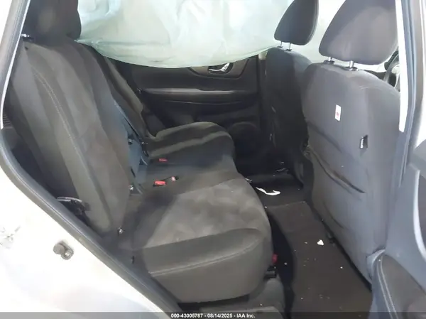 KNMAT2MV4GP615214 2016 NISSAN ROGUE - Image 8