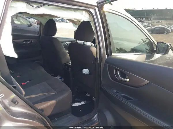 KNMAT2MV4GP620882 2016 NISSAN ROGUE - Image 8