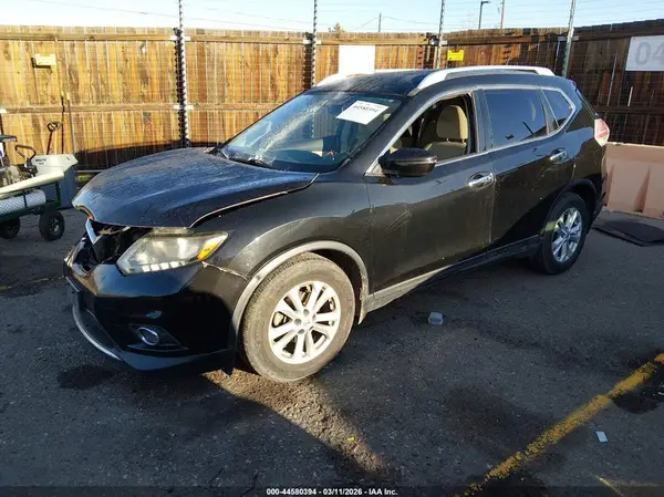 KNMAT2MV4GP621708 2016 NISSAN ROGUE - Image 2