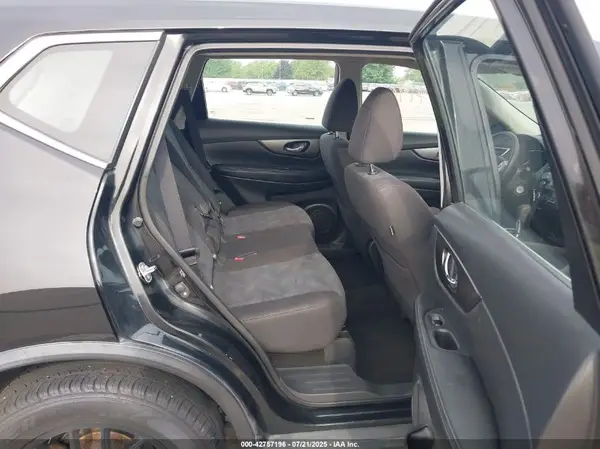 KNMAT2MV4GP633910 2016 NISSAN ROGUE - Image 8