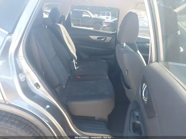 KNMAT2MV4GP635768 2016 NISSAN ROGUE - Image 8