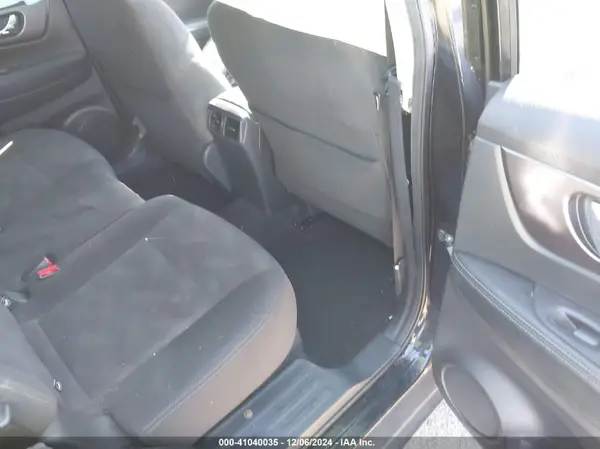 KNMAT2MV4GP637276 2016 NISSAN ROGUE - Image 8