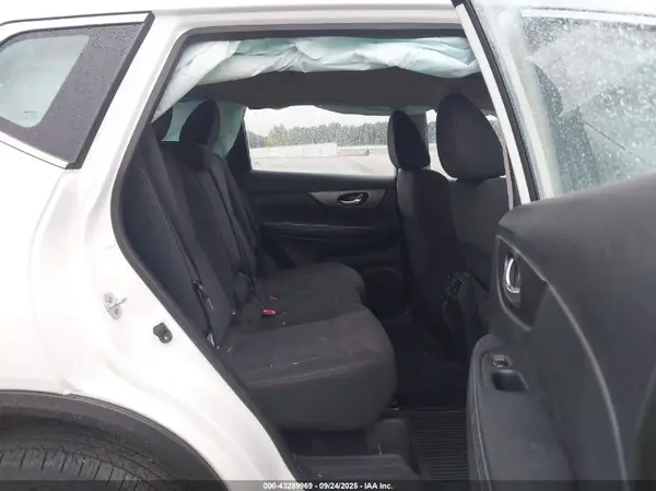 KNMAT2MV4GP638637 2016 NISSAN ROGUE - Image 8