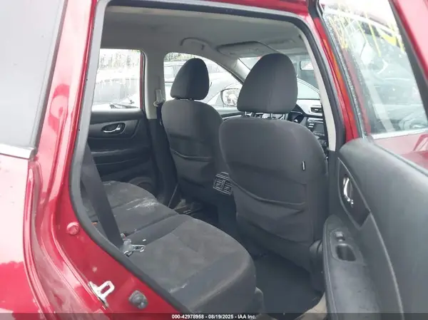 KNMAT2MV4GP640775 2016 NISSAN ROGUE - Image 8