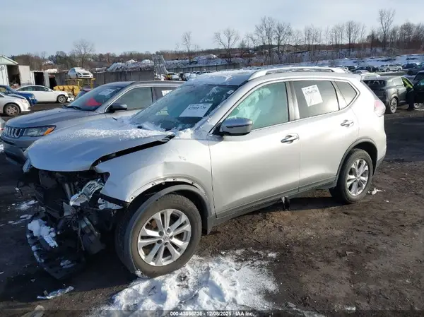 KNMAT2MV4GP647984 2016 NISSAN ROGUE - Image 2