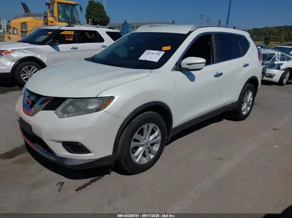 KNMAT2MV4GP653297 2016 NISSAN ROGUE - Image 2