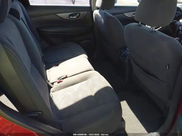 KNMAT2MV4GP685795 2016 NISSAN ROGUE - Image 8