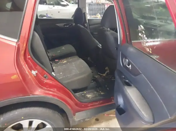 KNMAT2MV4GP694111 2016 NISSAN ROGUE - Image 8