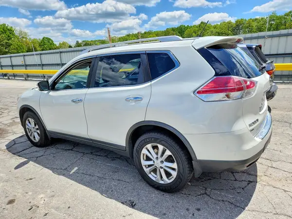 KNMAT2MV4GP695579 2016 NISSAN ROGUE - Image 2