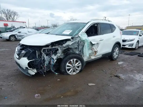 KNMAT2MV4GP696067 2016 NISSAN ROGUE - Image 2
