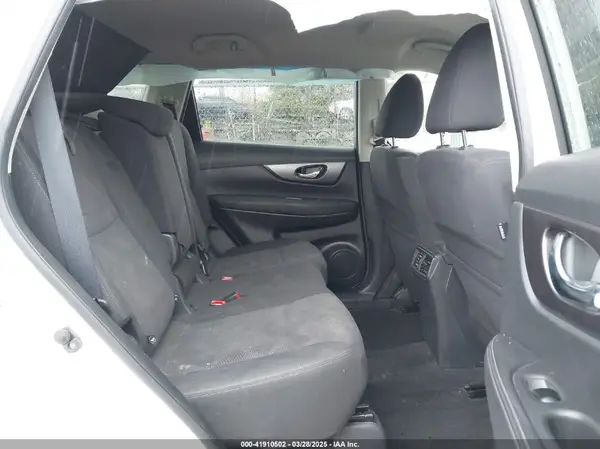 KNMAT2MV4GP696067 2016 NISSAN ROGUE - Image 8