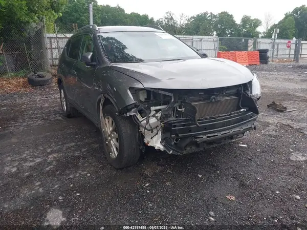 KNMAT2MV4GP700375 2016 NISSAN ROGUE - Image 1