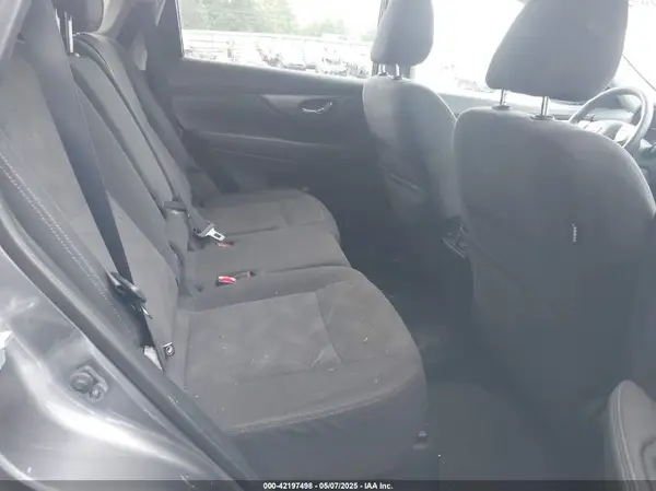 KNMAT2MV4GP700375 2016 NISSAN ROGUE - Image 8