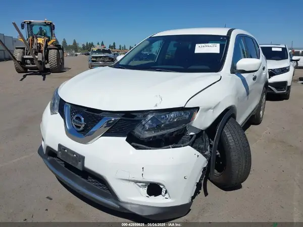 KNMAT2MV4GP700876 2016 NISSAN ROGUE - Image 2