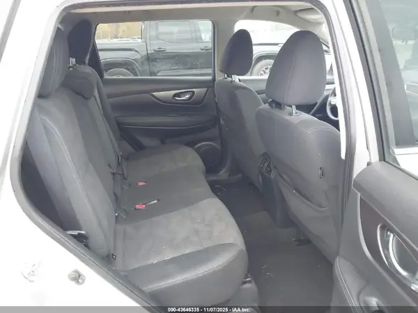 KNMAT2MV4GP714440 2016 NISSAN ROGUE - Image 8