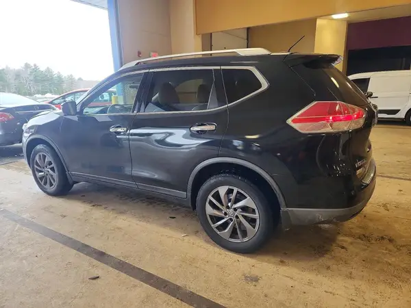 KNMAT2MV4GP723218 2016 NISSAN ROGUE - Image 2