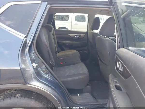 KNMAT2MV4GP726782 2016 NISSAN ROGUE - Image 8
