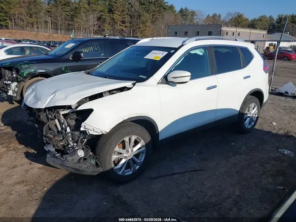 KNMAT2MV4GP731223 2016 NISSAN ROGUE - Image 2