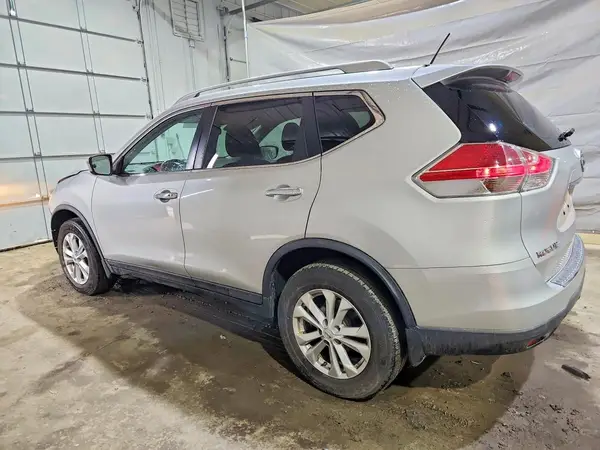 KNMAT2MV4GP735580 2016 NISSAN ROGUE - Image 2