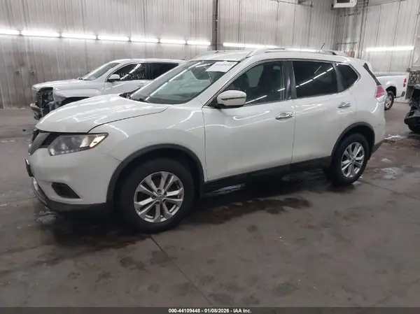 KNMAT2MV4GT725395 2016 NISSAN ROGUE - Image 2