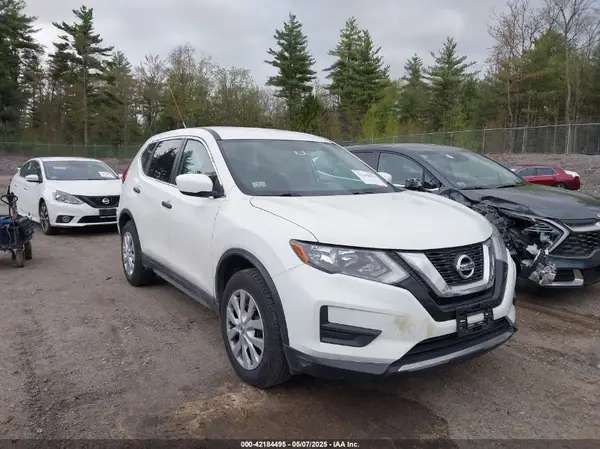 KNMAT2MV4HP501280 2017 NISSAN ROGUE - Image 1