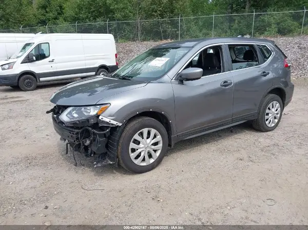 KNMAT2MV4HP503210 2017 NISSAN ROGUE - Image 2
