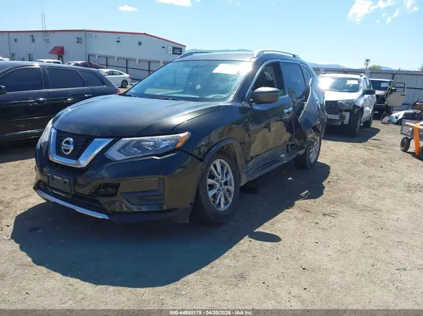 KNMAT2MV4HP504244 2017 NISSAN ROGUE - Image 2