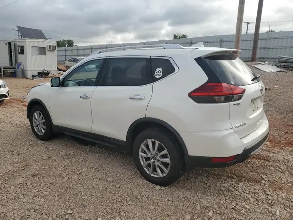 KNMAT2MV4HP504924 2017 NISSAN ROGUE - Image 2