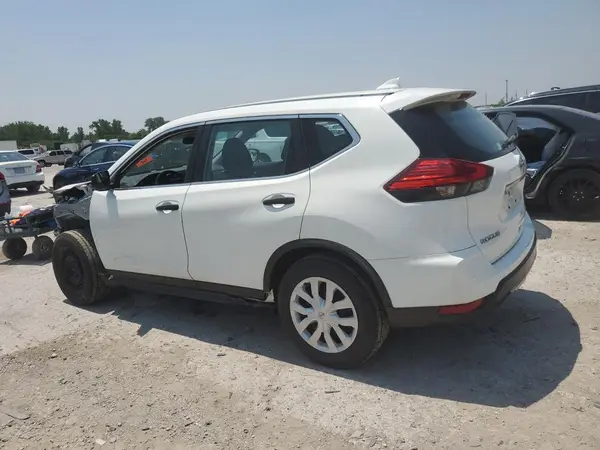 KNMAT2MV4HP511131 2017 NISSAN ROGUE - Image 2