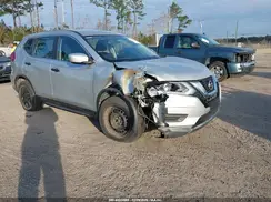KNMAT2MV4HP516605 2017 NISSAN ROGUE