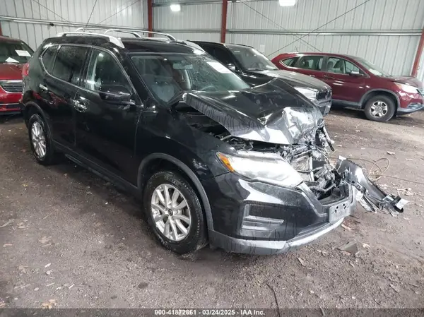 KNMAT2MV4HP520573 2017 NISSAN ROGUE - Image 1