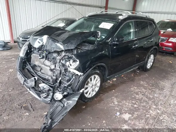 KNMAT2MV4HP520573 2017 NISSAN ROGUE - Image 2